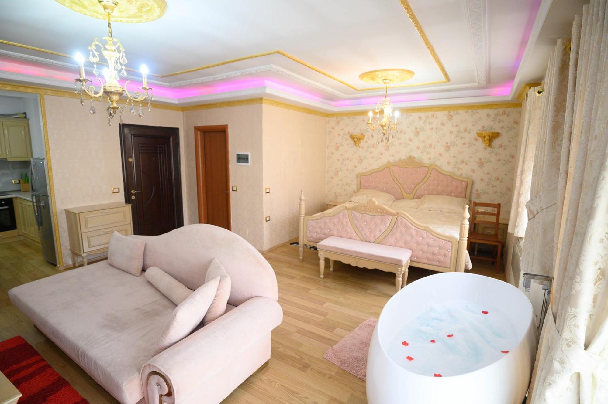 Luxurious Apartment Lake View โปกราเดซ ภายนอก รูปภาพ
