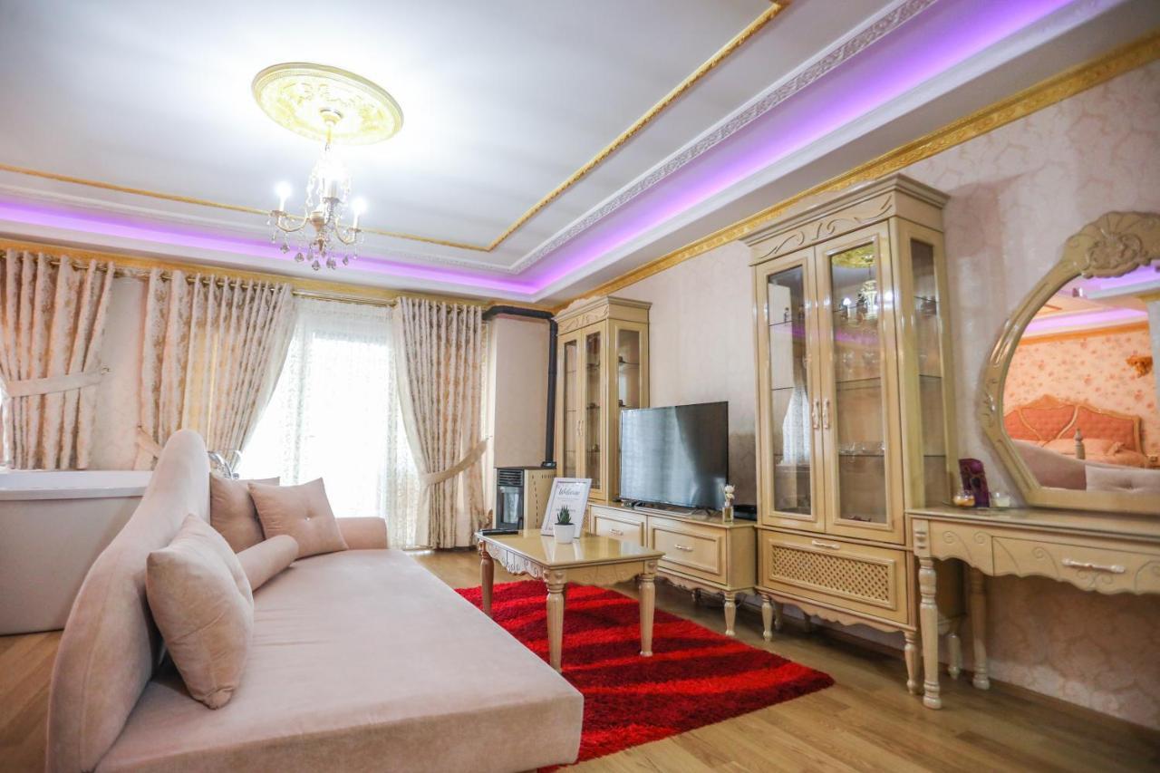 Luxurious Apartment Lake View โปกราเดซ ภายนอก รูปภาพ